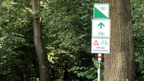 Mulde-Radweg starkes Gefälle Mulde-Radweg starkes Gefälle