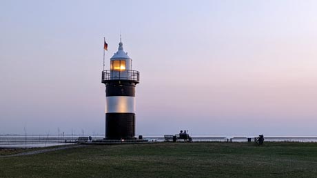 Nordseeküsten Radweg Leuchtturm Wremen