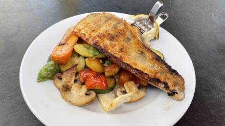 Fisch zum Abendessen am Hohennauener See Fisch zum Abendessen am Hohenauener See