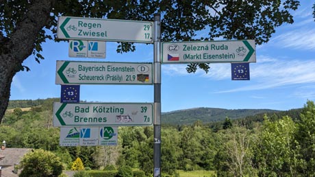 Regentalradweg Hauptwegweiser