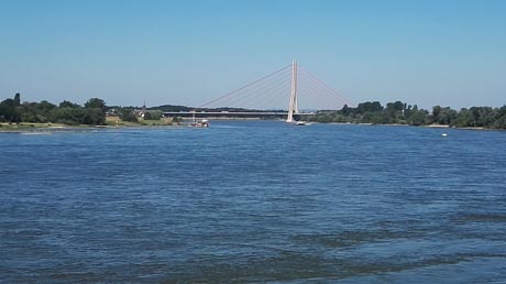 Fleher Rheinbrücke Fleher Rheinbrücke