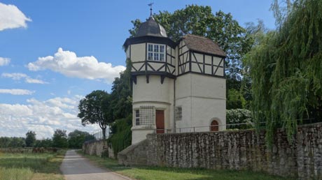 Stadtmauer Barby mit Prinzesschen