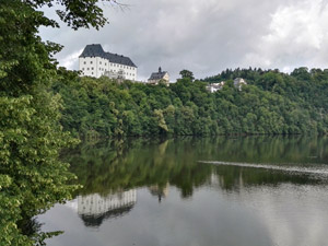 Schloss Burgk am Saaleradweg