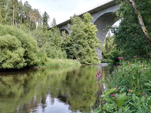 Saale unter Autobahnbrücke Saale unter Autobahnbrücke