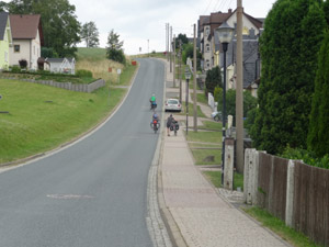 Saaleradweg wieder bergan Saaleradweg wieder bergan