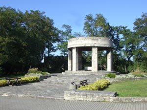 Kriegerdenkmal Leuna Kriegerdenkmal Leuna
