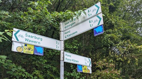 Hauptwegweiser Saar-Radweg