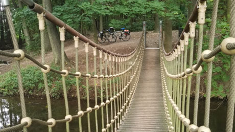 Hängebrücke Hängebrücke