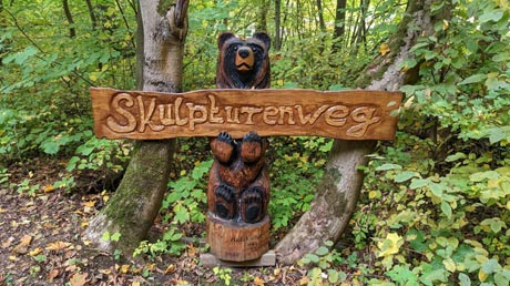 Skulpturenweg im Reiserschen Tal Skulpturenweg im Reiserschen Tal