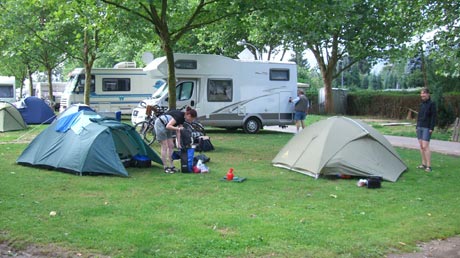 Camping Zum Fhrhaus Hameln